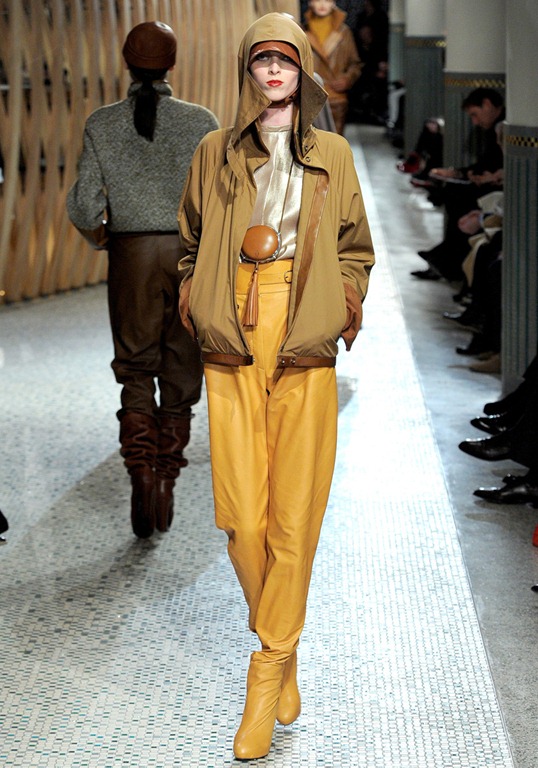 Wearable Trends Herm s Ready To Wear Fall 2011 Paris Fashion Week wearable-trends-herm-s-ready-to-wear-fall-2011-paris-fashion-week